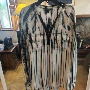 Rock and Republic Tie-Dye Shirt😎